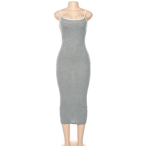 Strap knee length Dress ( S-L) - Picture 1 of 4